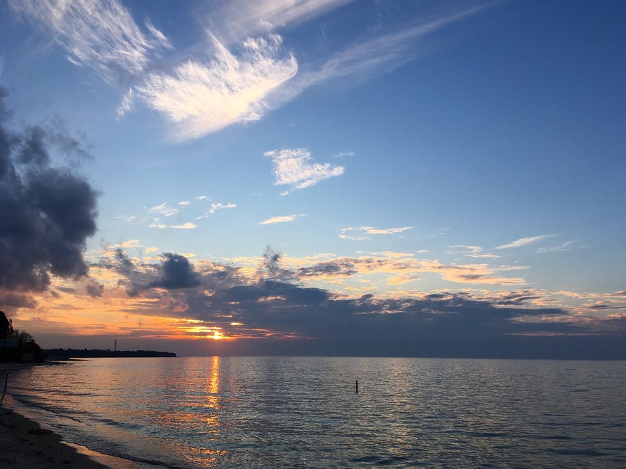 517B34E1-0C46-438E-B80E-1108634C592B