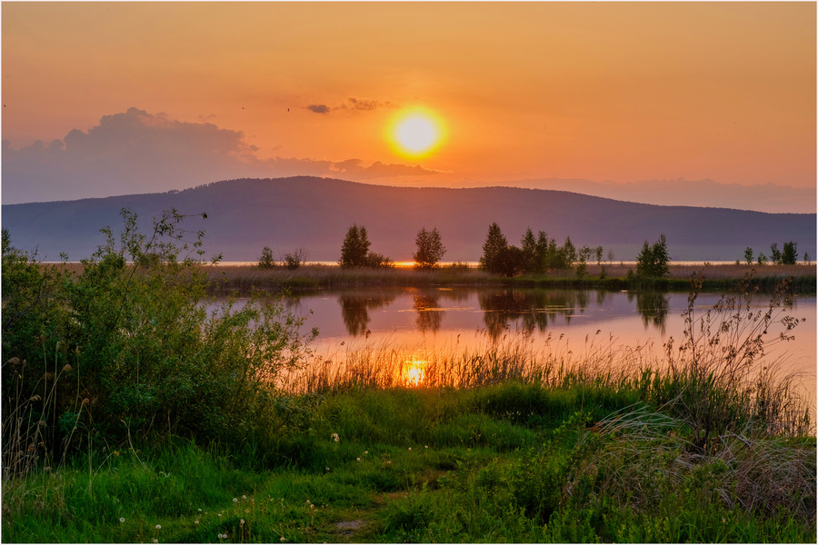 Тёплые краски заката..