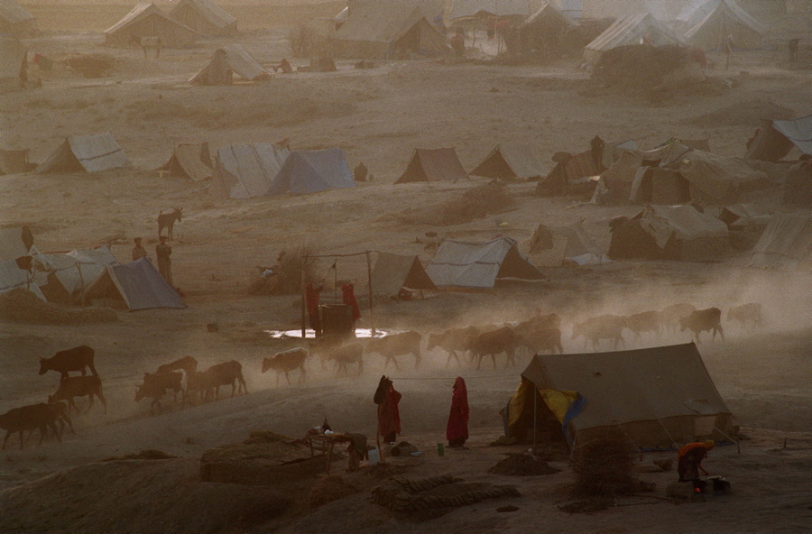 0001 Афганистан,09,2000,лагерь беженцев.