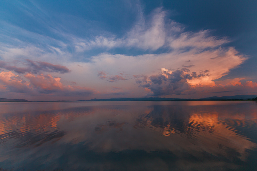 закат на Черном озере