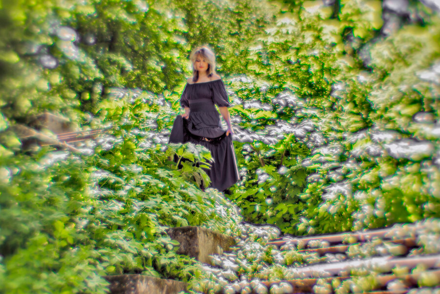 с. Хотылёво.Старинный парк.